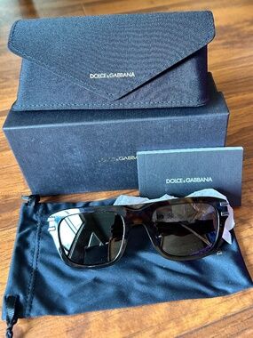 MEN'S Dolce & Gabbana sunglasses - model DG4496 - brand new